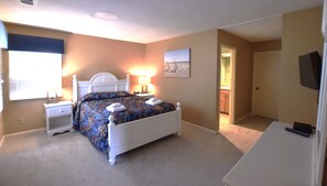 3 habitaciones, tabla de planchar con plancha, wifi y ropa de cama 