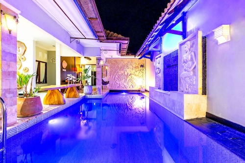 Surfrider Yogyakarta Villa and Guesthouse // Private pool with 3 bedroom