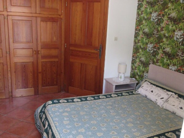 3 makuuhuonetta, ilmainen Wi-Fi