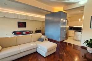 TV, stereo