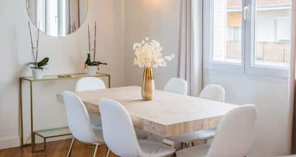 FOCH 14 - Grand appartement confortable et lumineux