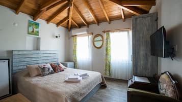 Muebles diferentes, sistema de insonorización y wifi gratis