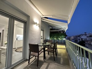Deluxe Apartment | Terrace/patio - Lusso Bianco Nilie Hospitality MGMT (Thessaloniki)