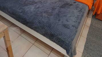 1 camera, ferro/asse da stiro, culla da viaggio, Wi-Fi