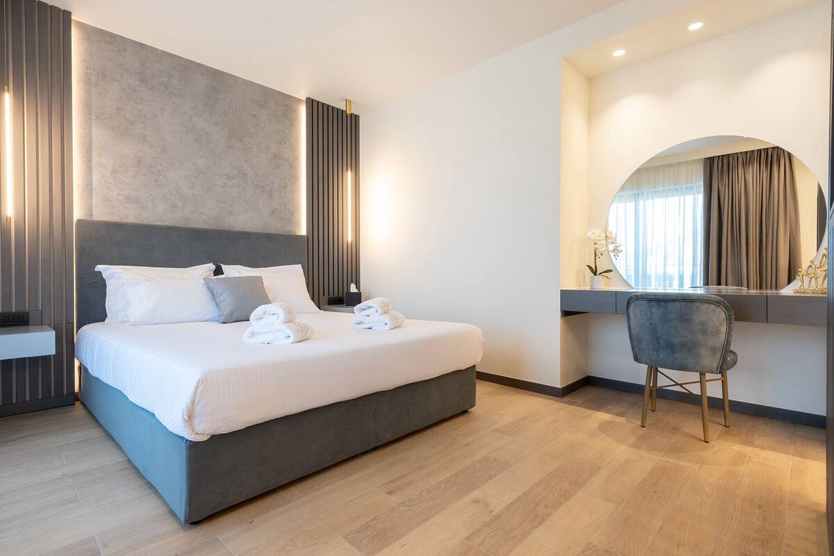 Deluxe Suite | 1 bilik tidur, bar mini, peti besi dalam bilik