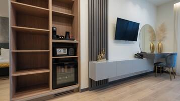 Deluxe Suite, Mountain View | Room amenity