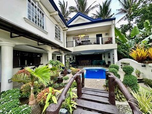 Family Villa | Terrace/patio - Avana Hills Tagaytay (Tagaytay)