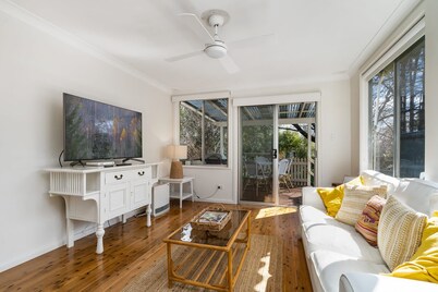 Elm Tree Cottage - Cosy Home Close to Cook Park