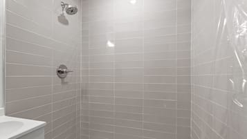 Signature Condo, 3 Bedrooms | Bathroom