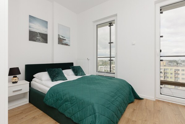 2 bedrooms, bed sheets