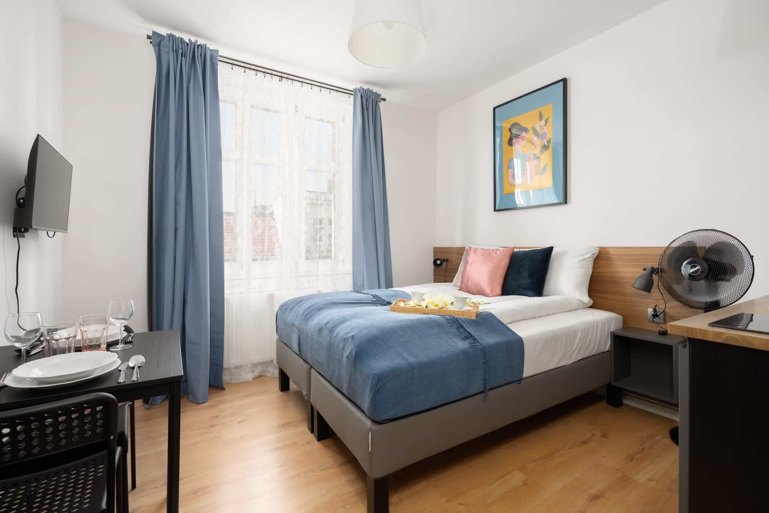 Strygejern/strygebræt, Wi-Fi, sengetøj