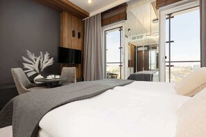 Bügeleisen/Bügelbrett, WLAN, Bettwäsche