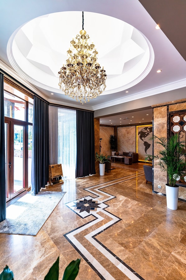 42-inch Smart TV with cable channels - Bravo Hotel (Samarkand)