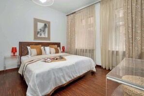 Unclassified image, 2 of 23, button - Gołębia 3 Poznań | Tasteful Studio | Close to the City Center (Poznań)