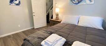 Double Play Apt 2 - All Star Baseball Rentals