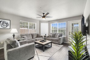 Smart-TV, DVD-Player