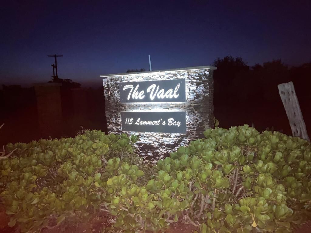 Segnale per "The Vaal" in 115 Lammort's Bay.