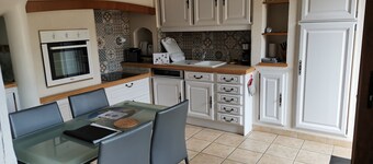 A 2.5 km du zoo de Beauval, la Maison de Sophie Accueille de 2 à 6-8 Personnes