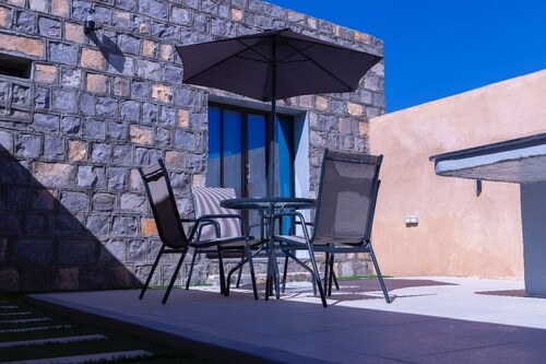 Cozy ski retreat on highest peak -Jabal Shams Mountain- MountSun Stay