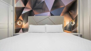 4 Schlafzimmer, Bügeleisen/Bügelbrett, WLAN, Bettwäsche