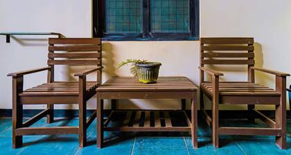 OYO Life 92641 Guest House Palinggihan Ii