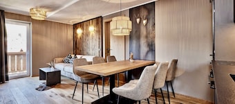 Neu! Luxuriöses Apartment in Ehrwald mit Pool, Sauna, am Golfplatz