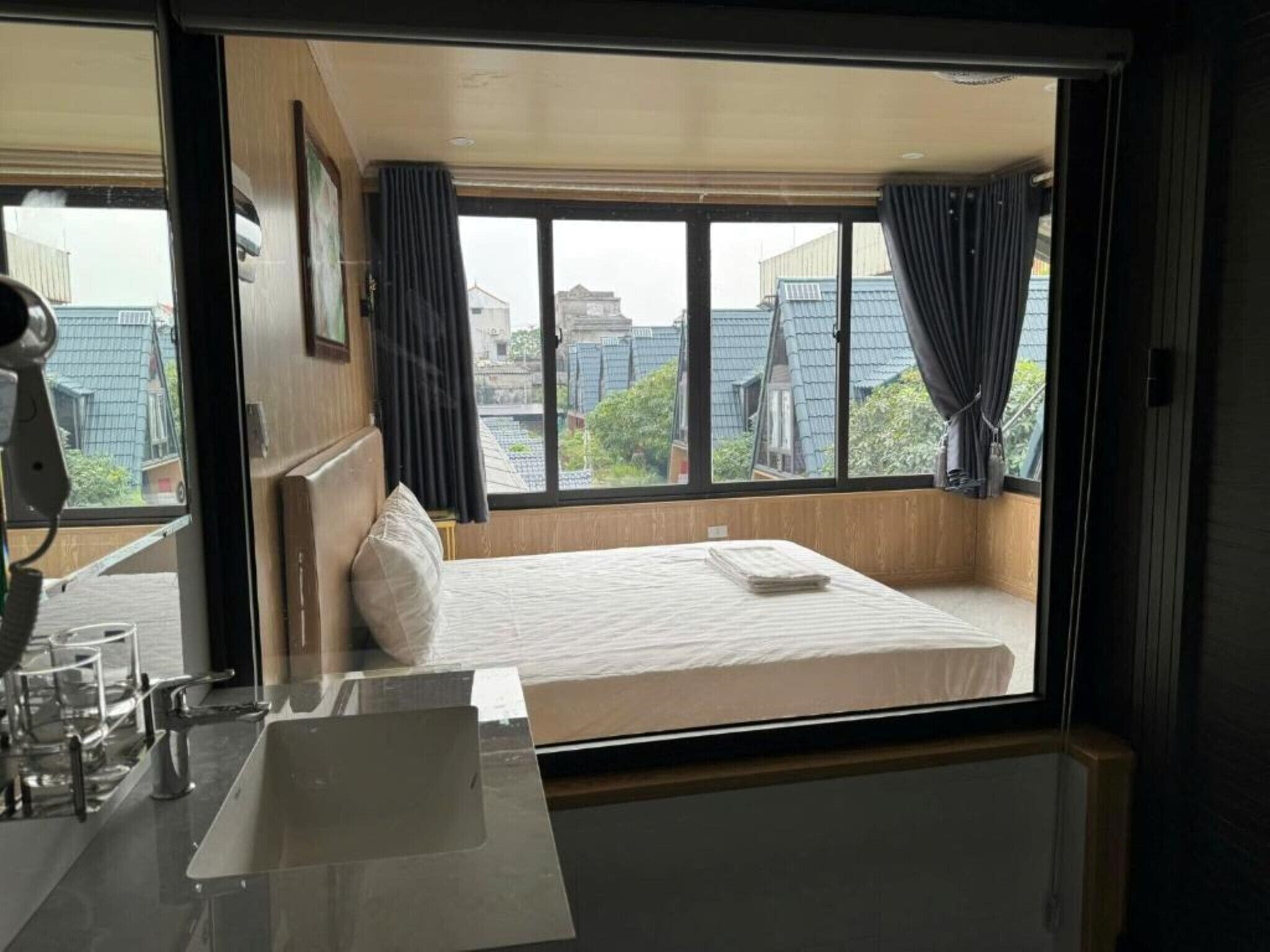 Habitación doble | Decoración individual, mobiliario individual, escritorio