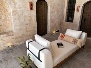 Interior - Mirsoum Han (Mardin)