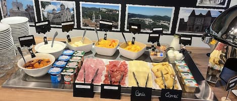 Daily buffet breakfast for a fee