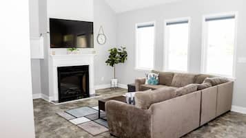 Smart TV, fireplace, offices