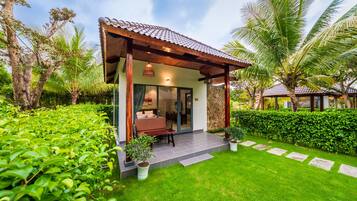 Superior-herbergi með tvíbreiðu rúmi | Míníbar, skrifborð, vinnuaðstaða fyrir fartölvur, myrkratjöld/-gardínur