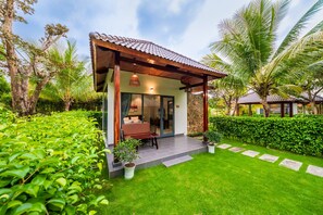 Superior Double Room | Minibar, desk, laptop workspace, blackout curtains - Emerald Garden Retreat (Phu Quoc)