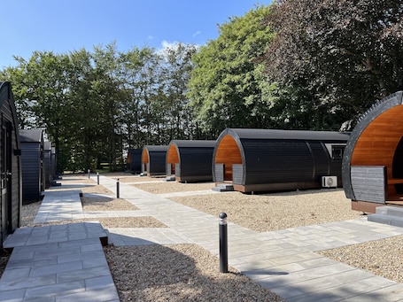 Luxury Cabin, Ensuite (4 guests) | Front of property