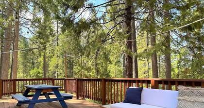 Cedar Cove Retreat – Spacious Cabin w/ Lake Access & Multiple Living Areas in Tw