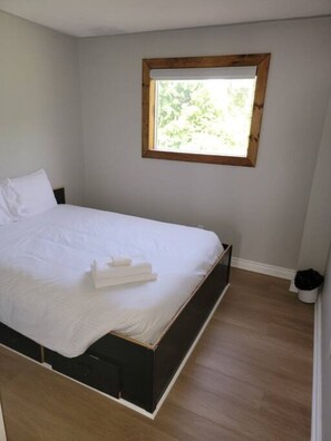 7 sovrum, skrivbord, resesäng och gratis wi-fi