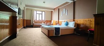 Goroomgo Sunmount Mayal Retreat Gangtok