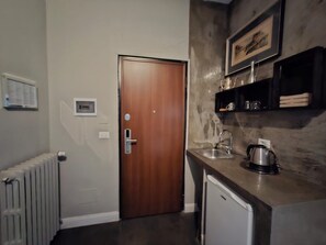 Junior Double or Twin Room, 1 Katil Ratu (Queen) | Gebar bulu kapas, ruang kerja komputer riba, Wi-fi percuma, cadar katil 