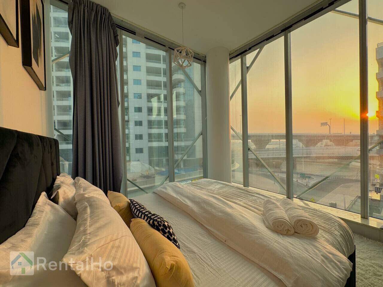 1 habitación, escritorio, tabla de planchar con plancha y wifi 