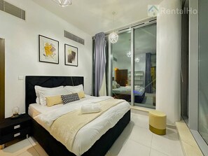 1 bedroom, desk, iron/ironing board, WiFi