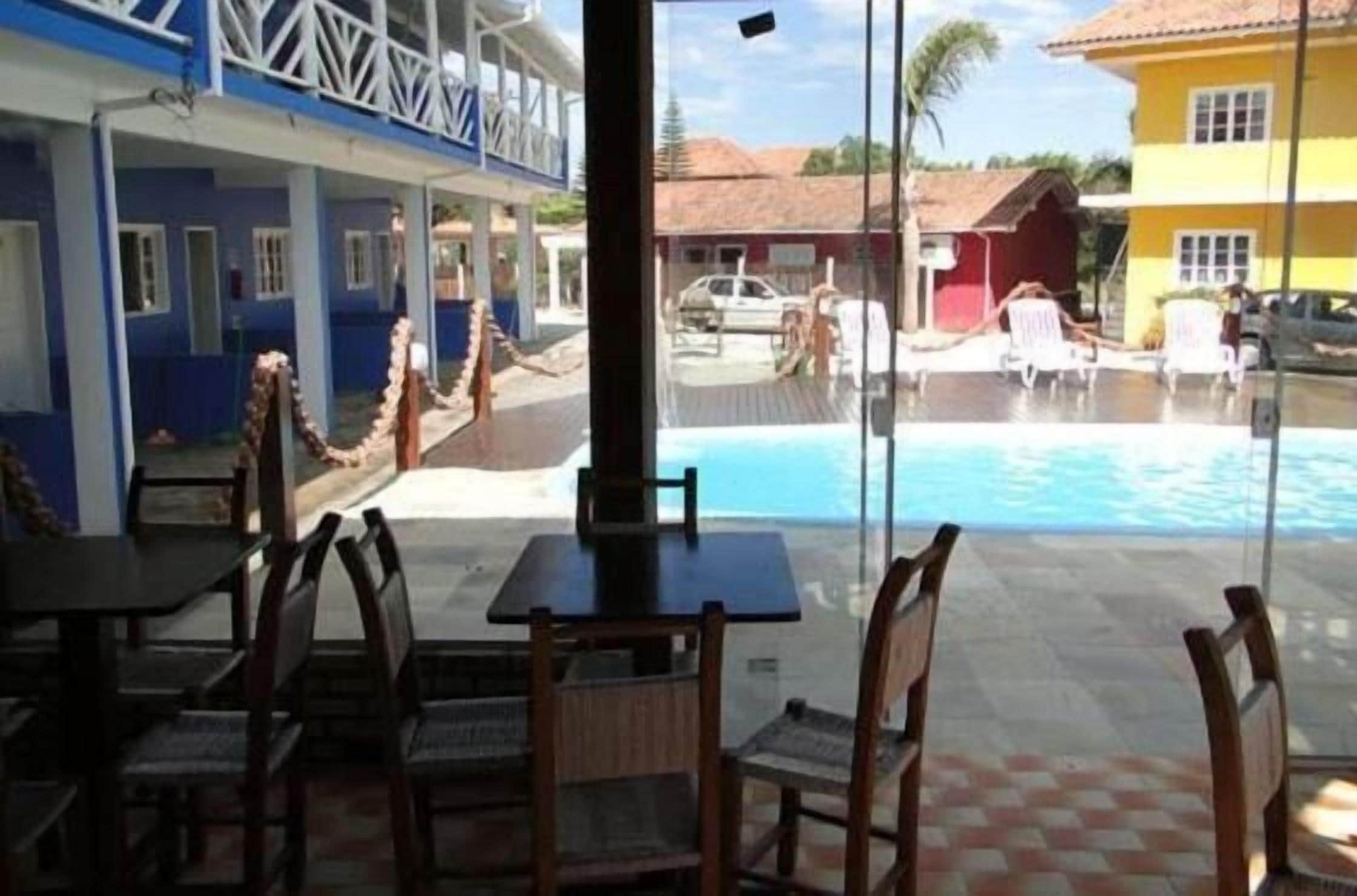 Sesongbasert utendørsbasseng