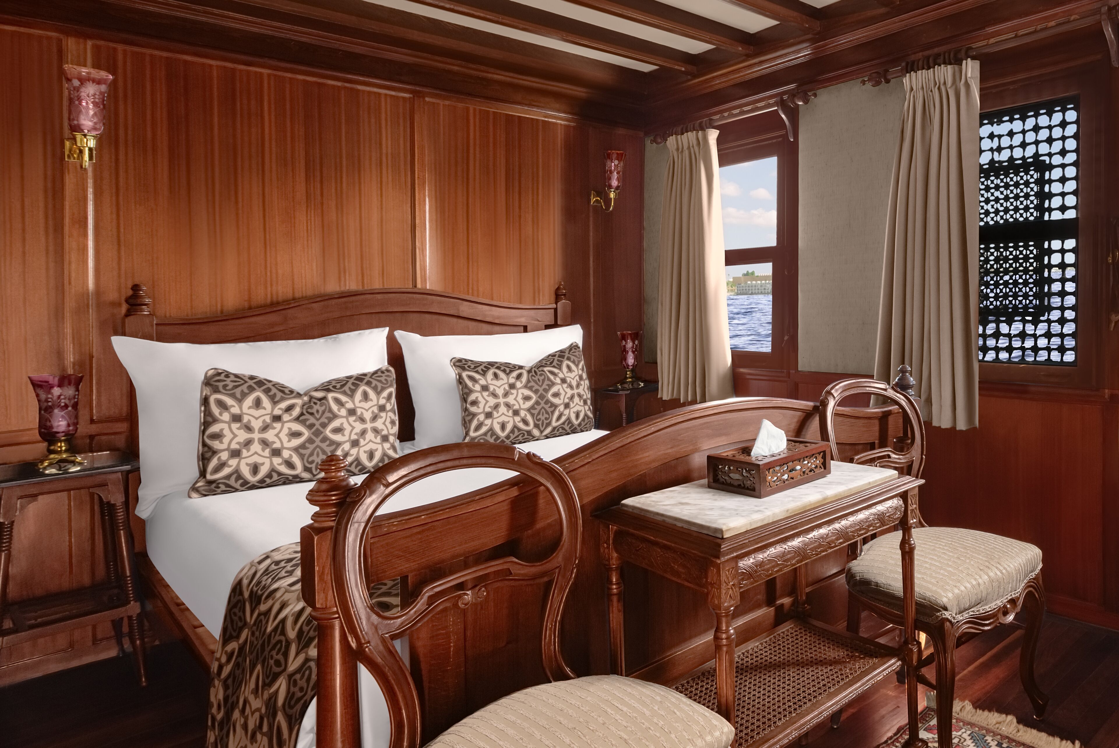 Deluxe Cabin | In-room safe, individually decorated, soundproofing