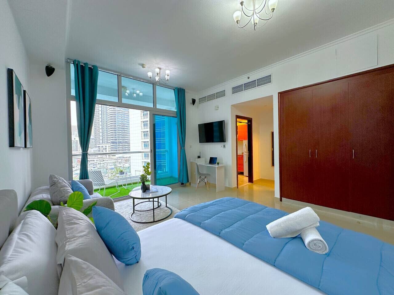 1 camera, una scrivania, ferro/asse da stiro, Wi-Fi