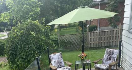 At the River Royal City Park. Trails, market downtown & U of G. Older home.