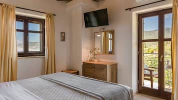 1 bedroom, iron/ironing board, travel crib, WiFi