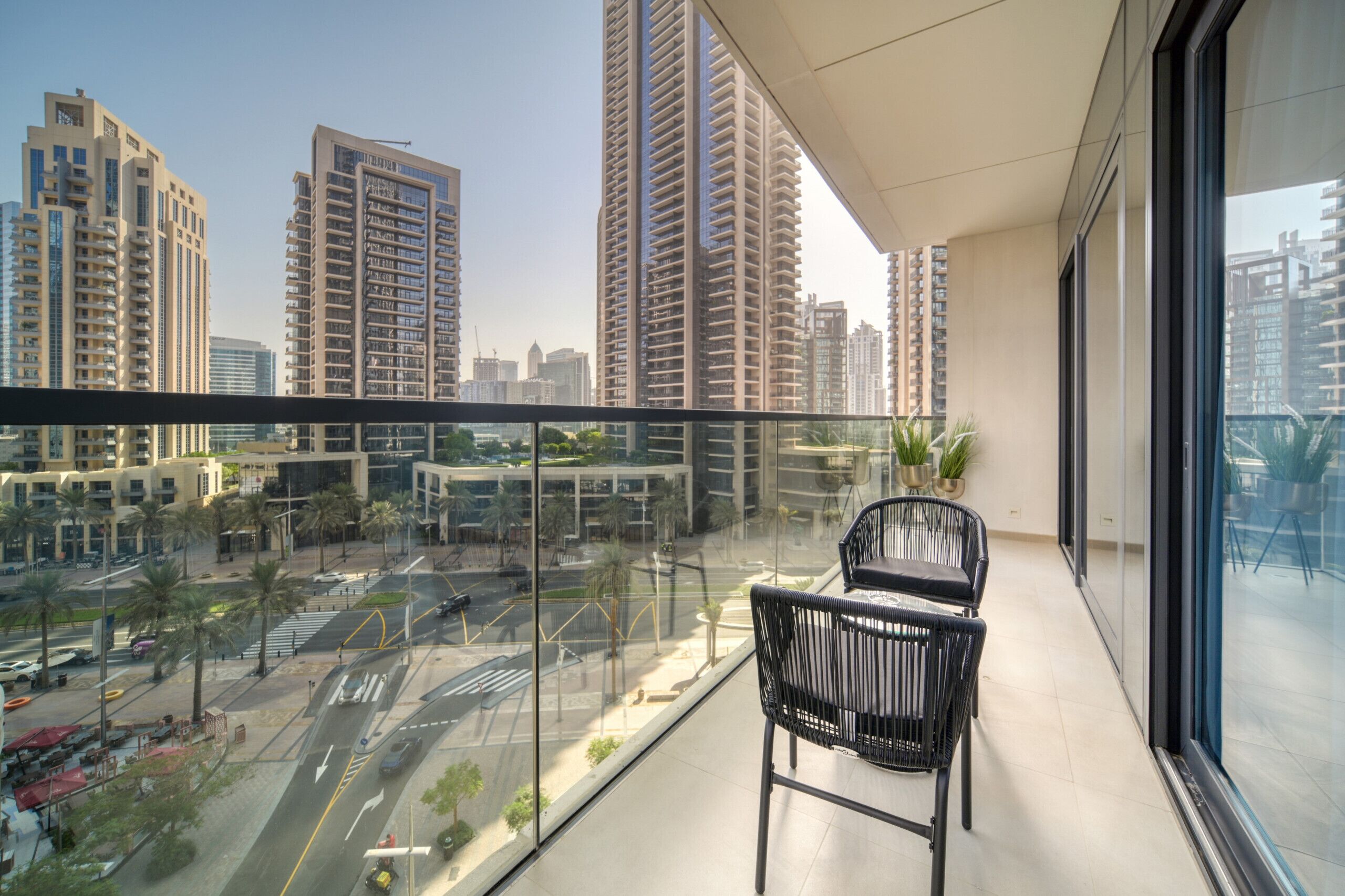 المنطقة المحيطة بالمنشأة