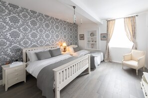 Family Triple Room | Egyptian cotton sheets, premium bedding, minibar, in-room safe - The French Partridge (Northampton)