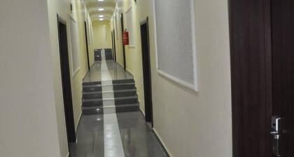 CAPITAL HOTEL-GRAND GROUP