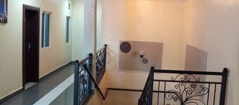 CAPITAL HOTEL-GRAND GROUP