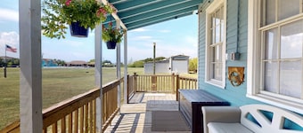 5 bedrooms, 2 1/2 bathrooms, sleeps 21 guests, and pet friendly.