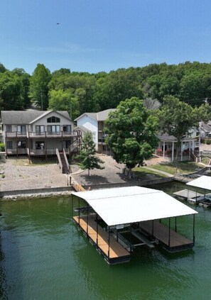 Exterior - 4BR 4BA lake front w/Dock & Kayak across Coconuts (Gravois Mills)